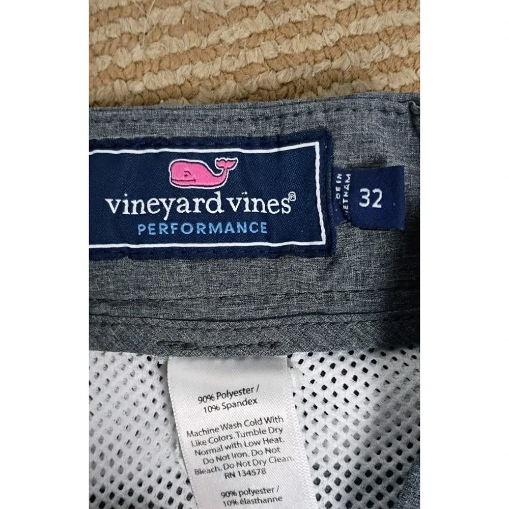 Vineyard Vines Performance Men's  Chino Shorts Gray Size 32